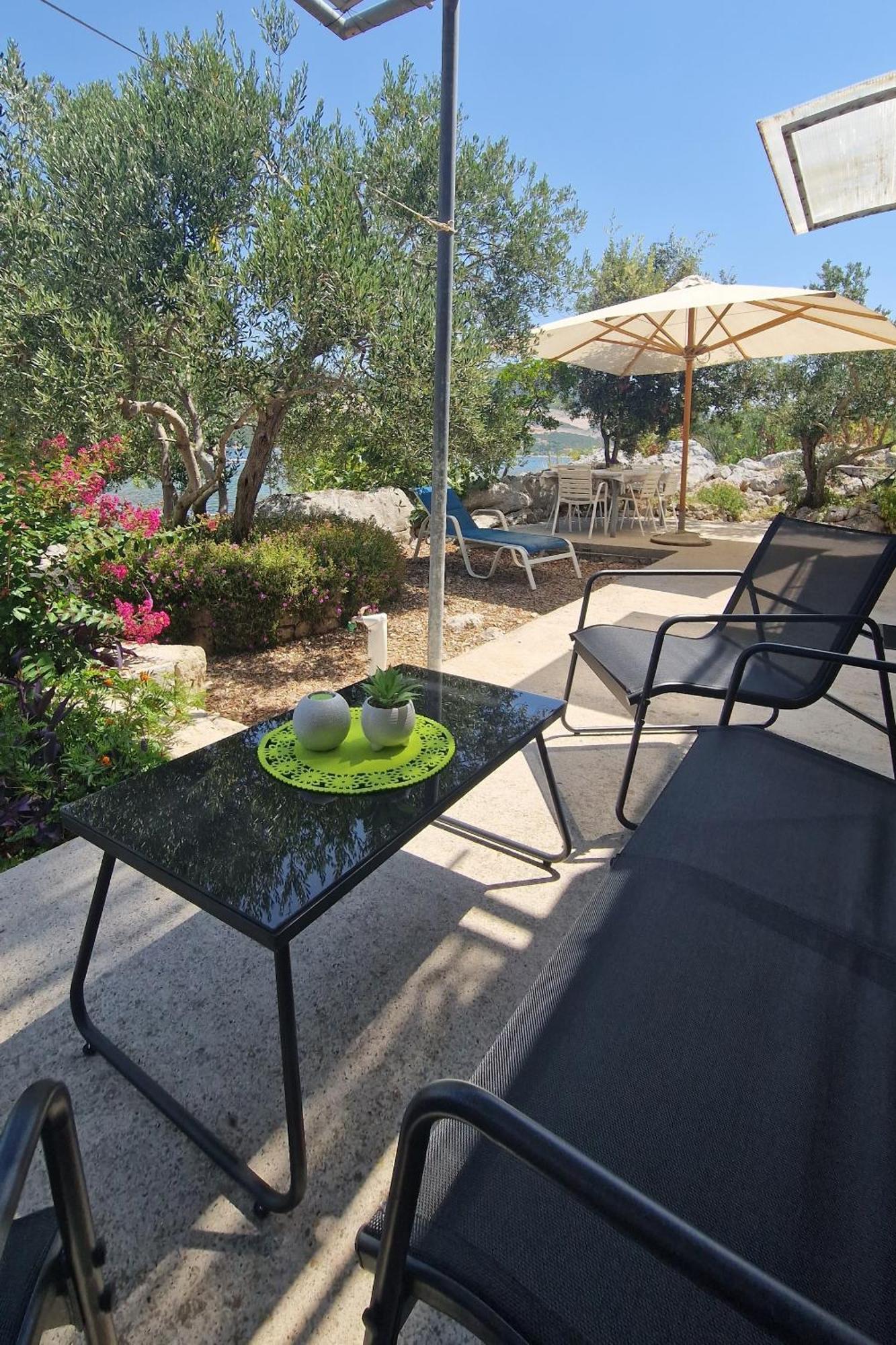 Apartments By The Sea Zuronja, Peljesac - 13202 Putnikovic Exterior photo